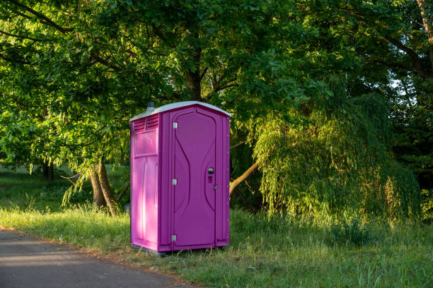 Best Handicap porta potty rental  in Salem Lakes, WI